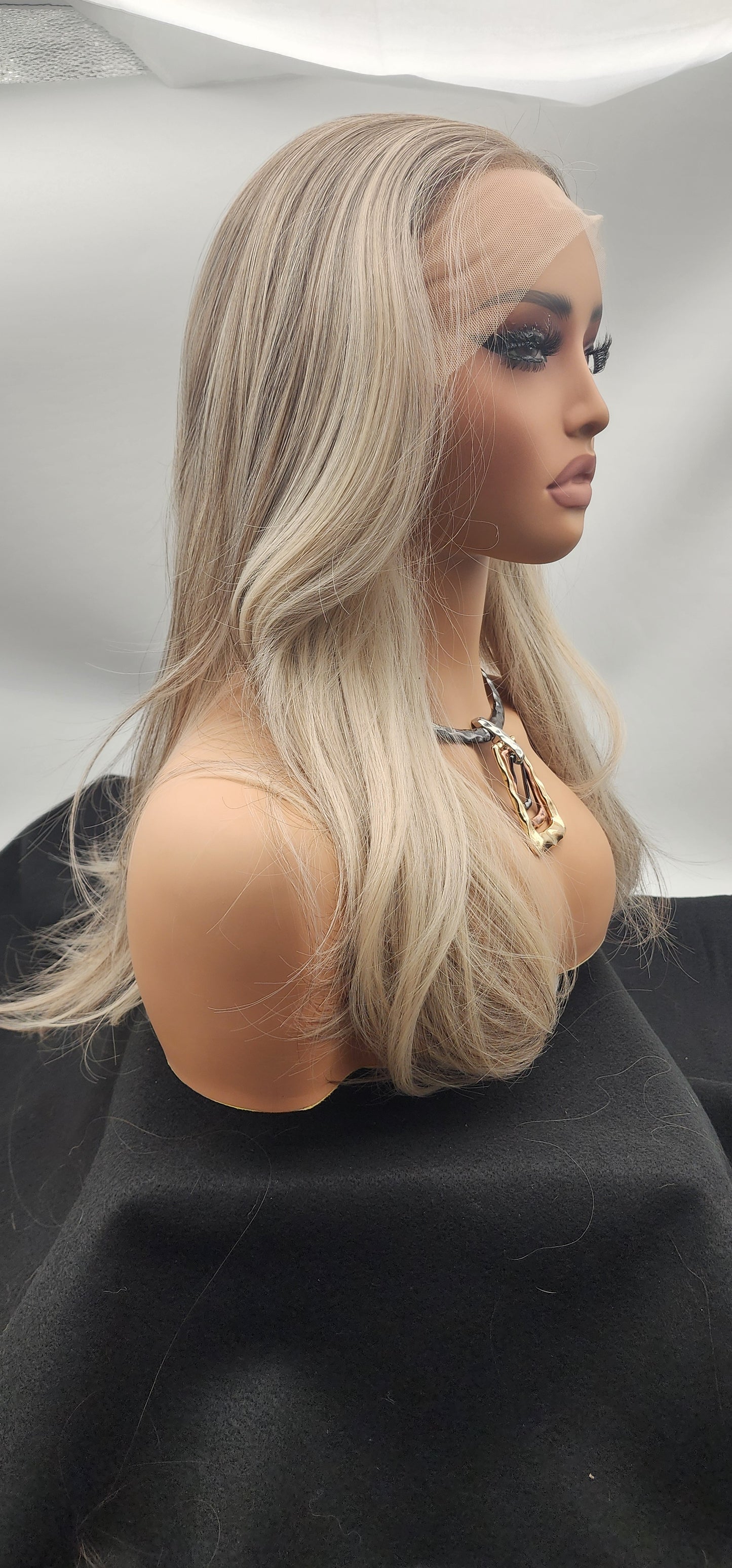 Angie Neutral Blonde