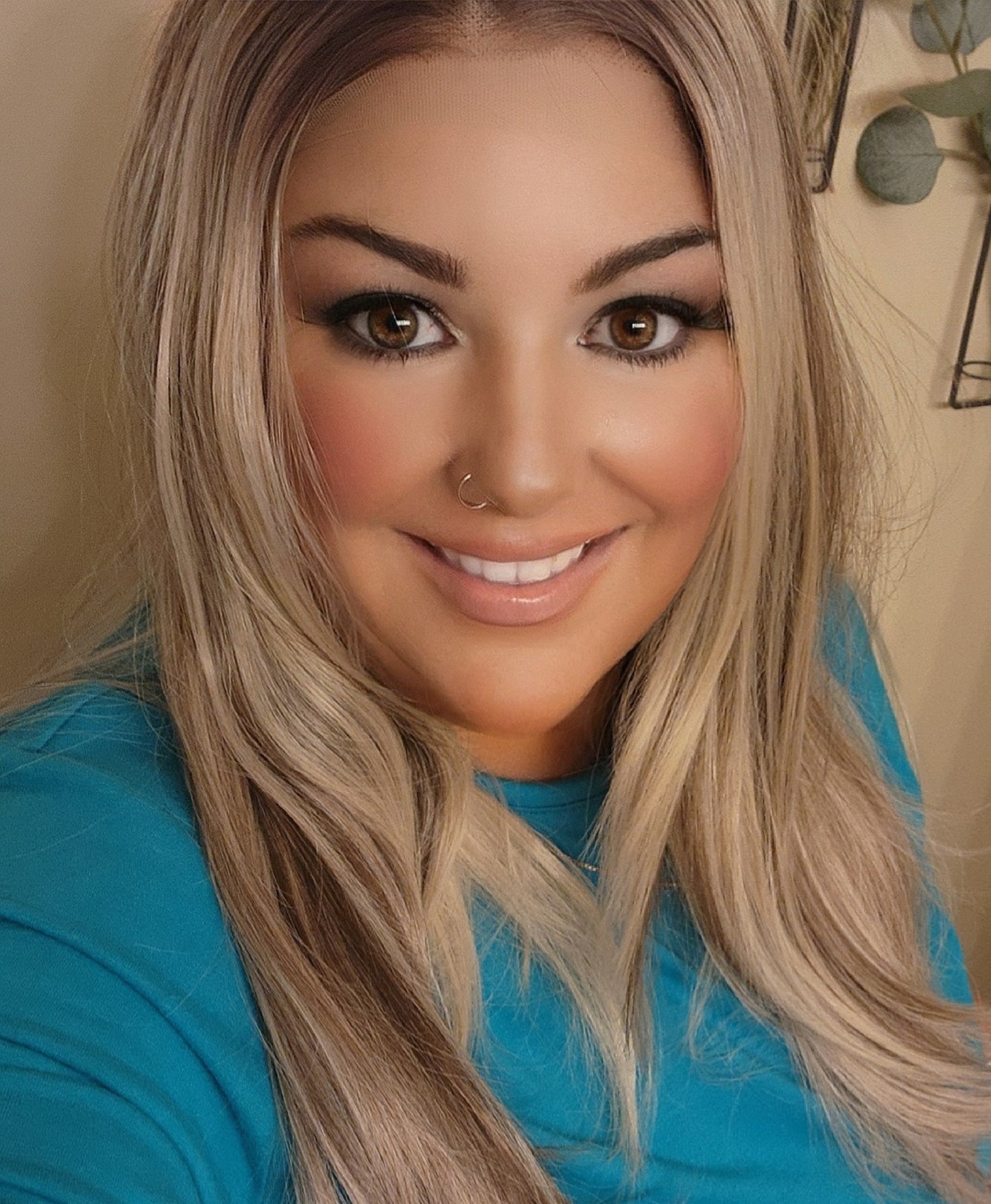 Angie Neutral Blonde