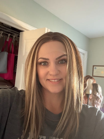 Vivi Light Brunette Blend